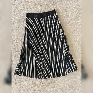 H&m skirt